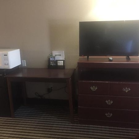 America'S Best Inn & Suites Юрика Экстерьер фото