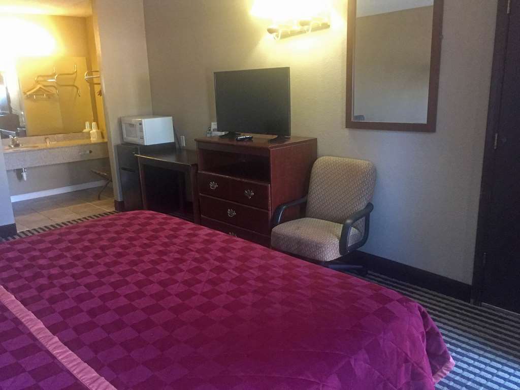 America'S Best Inn & Suites Юрика Номер фото