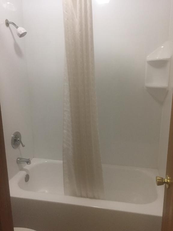 America'S Best Inn & Suites Юрика Экстерьер фото